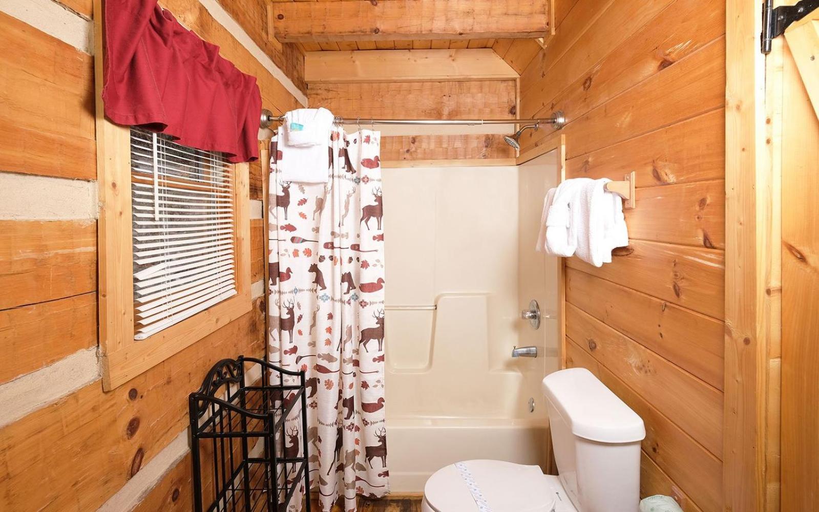 Вилла Highland Hideaway Гатлинбург Экстерьер фото