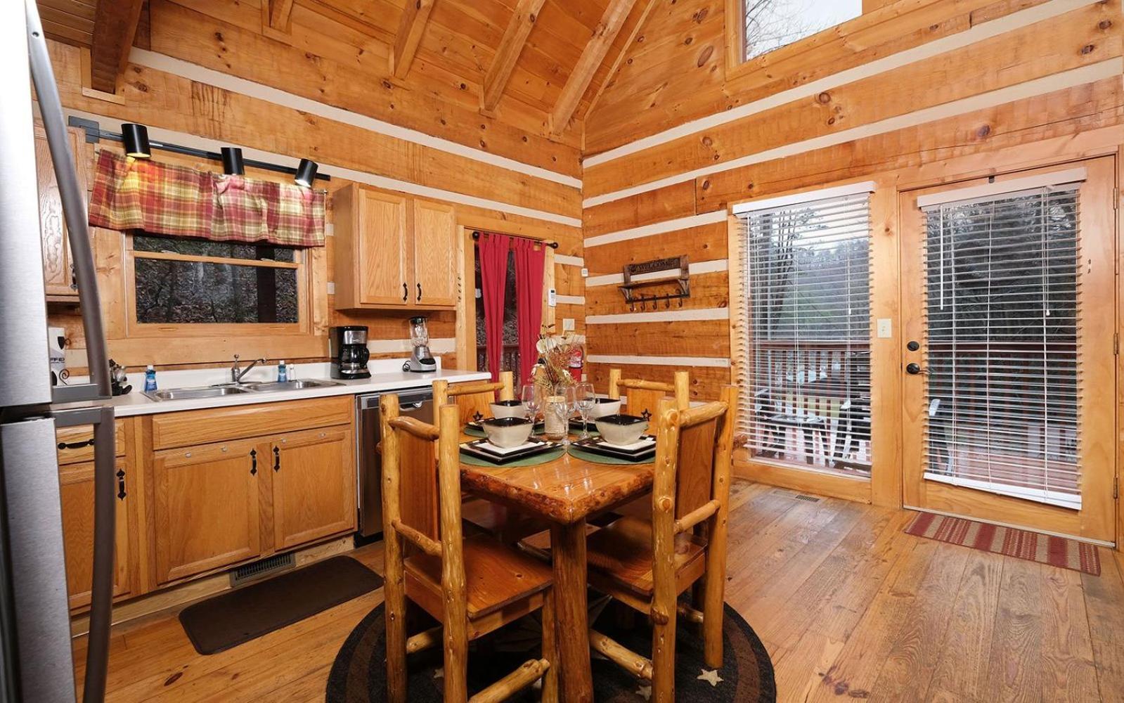 Вилла Highland Hideaway Гатлинбург Экстерьер фото