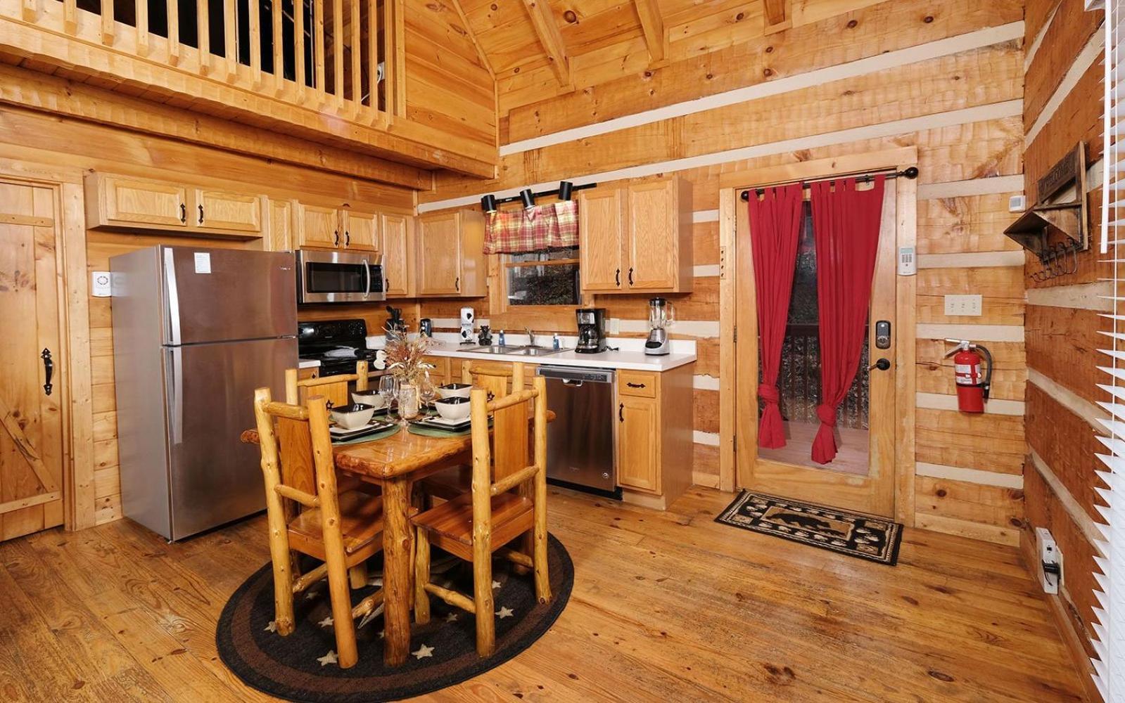 Вилла Highland Hideaway Гатлинбург Экстерьер фото